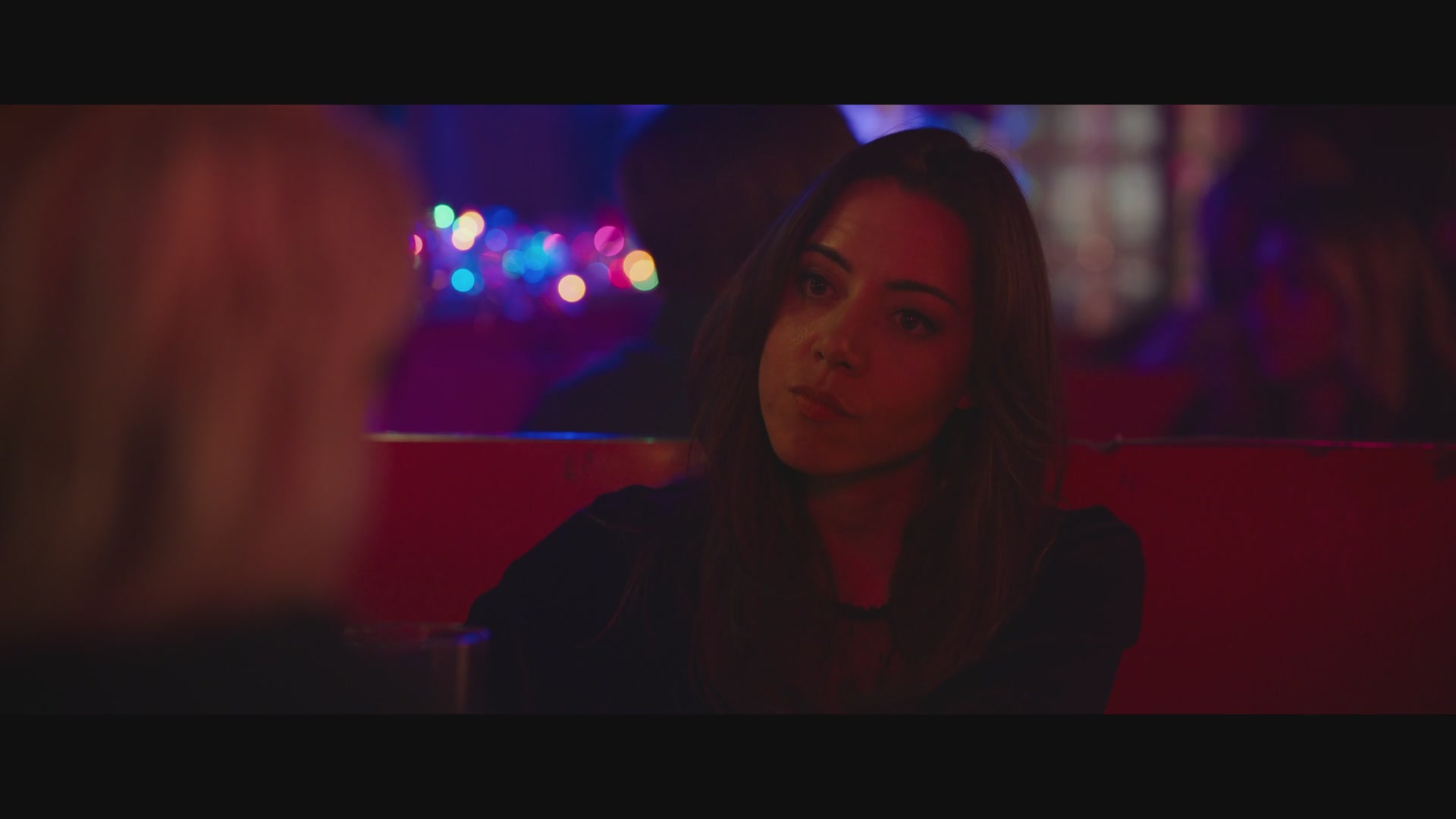 Blu-Ray Screen Captures - 0203 - Aubrey Plaza Online